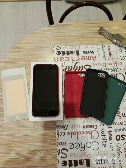 iPhone 8, 64 ГБ