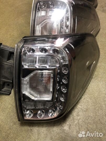 Фонарь в крыло задний правый Nissan Patrol Y62