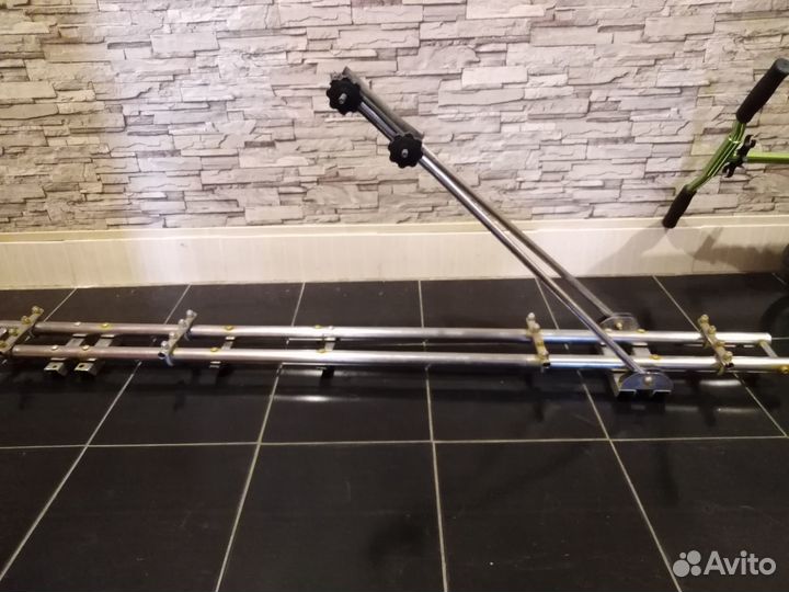 Велобагажник на крышу автомобиля