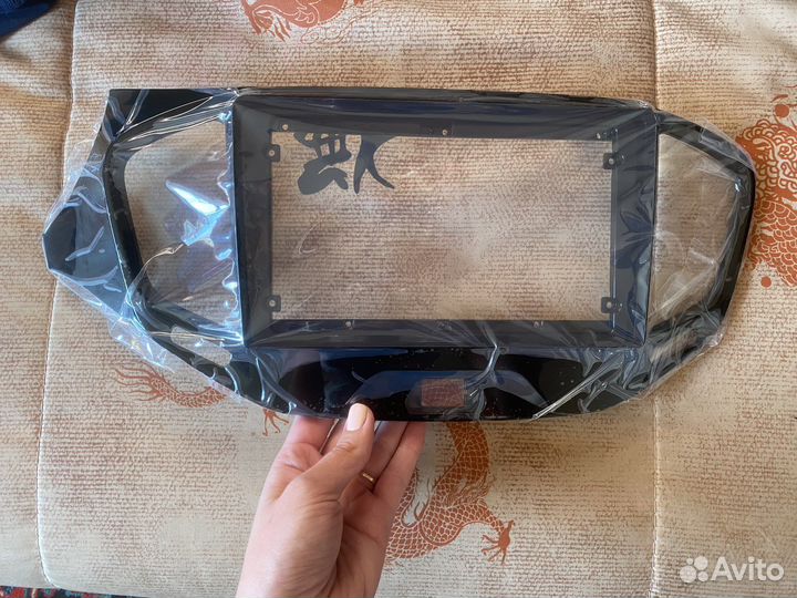 Рамка магнитолы для Xray