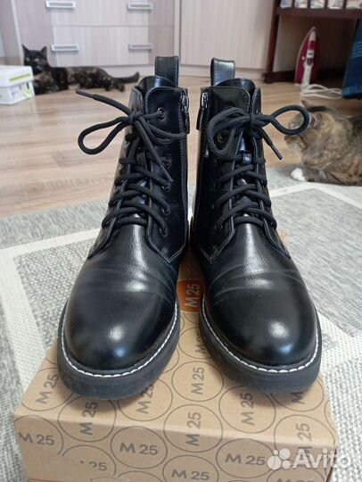 Ботинки женские