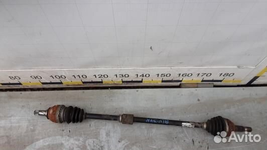 Привод передний правый opel astra J (8LV37N101)