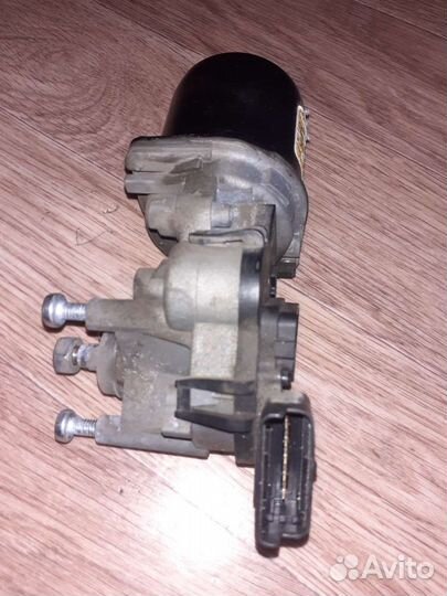 Моторчик дворников Renault Symbol 1