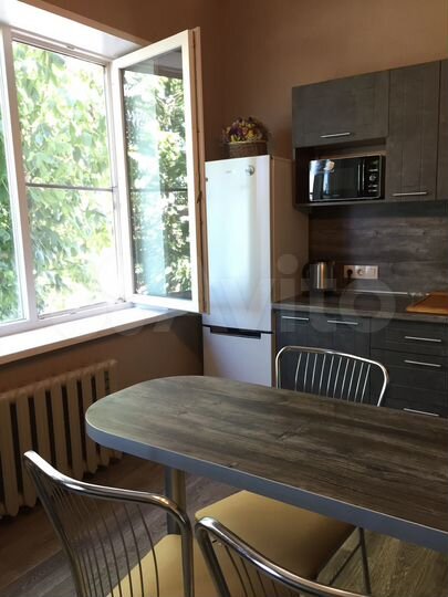 Комната 30 м² в 3-к., 2/2 эт.