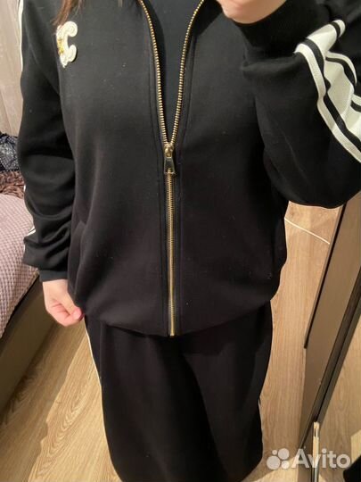 Спортивный костюм