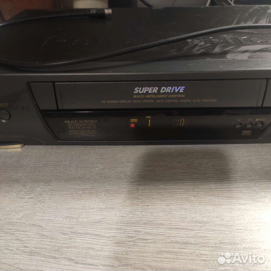 Видеомагнитофон PanasonicNV-SD225