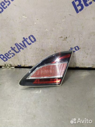 Фонарь в крышку багажника задний правый Mazda 6 2