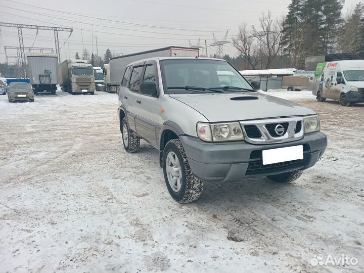 Nissan Terrano II 2.4 МТ, 2004, 182 000 км