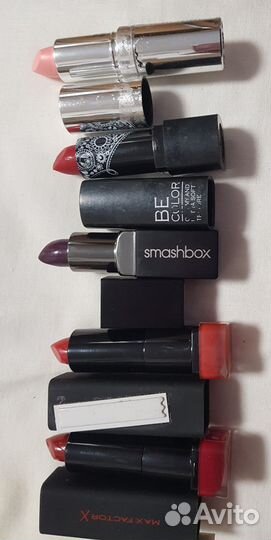 Новая губная помада в ассортименте
