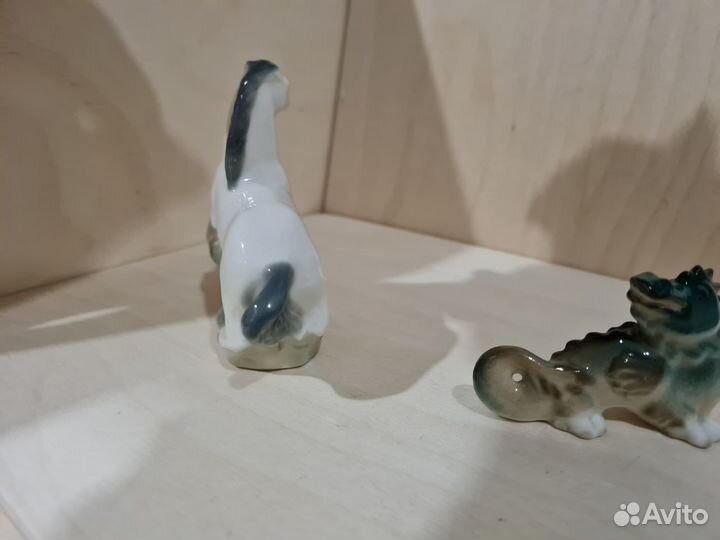 Фарфоровая Статуэтка Лошадка лфз. Дракончик