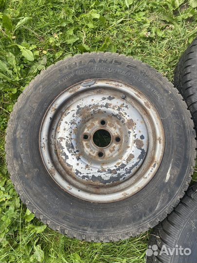 Продам шины на штампах