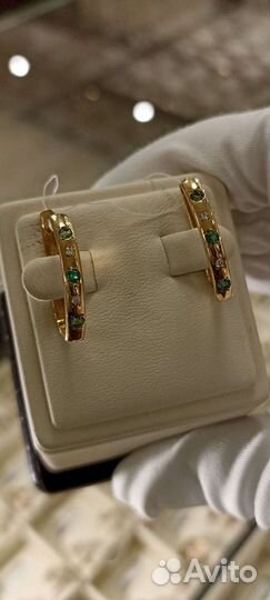 Золотые серьги с бриллиантами 585