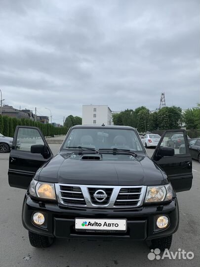 Nissan Patrol 3.0 AT, 2004, 200 000 км
