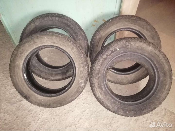 Continental IceContact 2 215/65 R16
