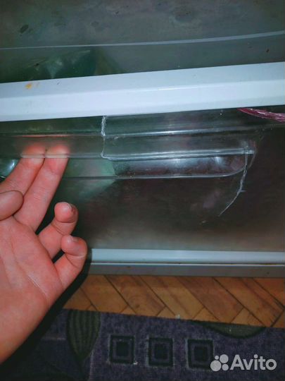 Холодильник vestel