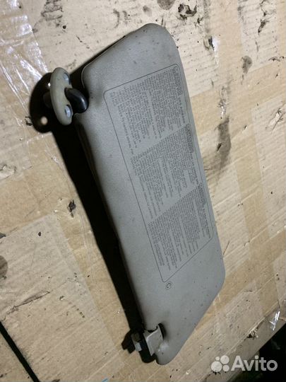 Козырёк солнцезащитный левый Daihatsu yrv