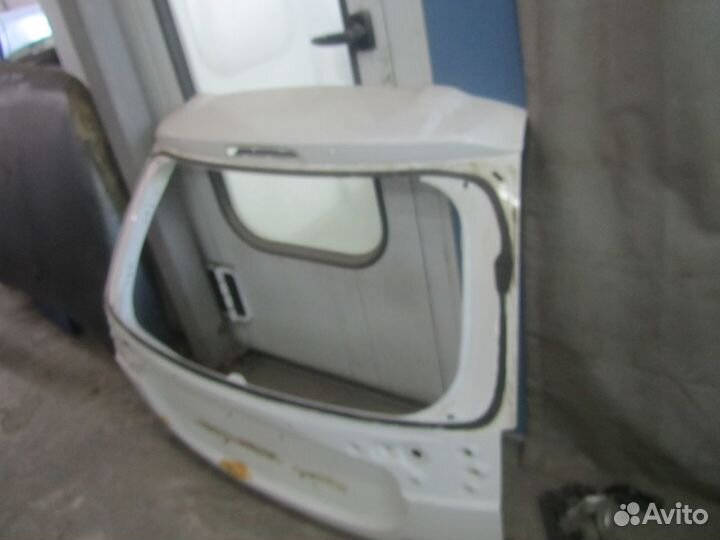 Крышка багажника mitsubishi outlander 3
