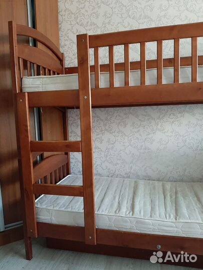Двухъярусная кровать бу