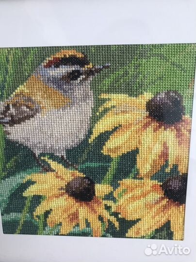 Картина вышитая
