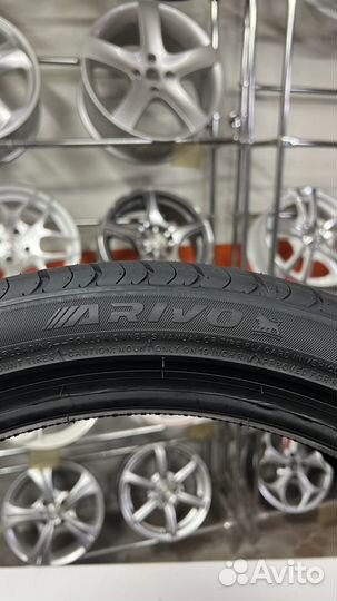 Arivo Ultra ARZ5 275/35 R19 100Y