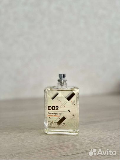 Escentric molecules 02