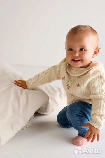 Свитер с вышивкой C&A Германия