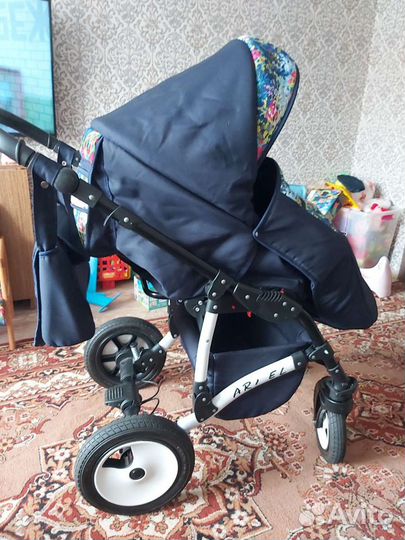 Детскиа коляска 2 в 1 бу