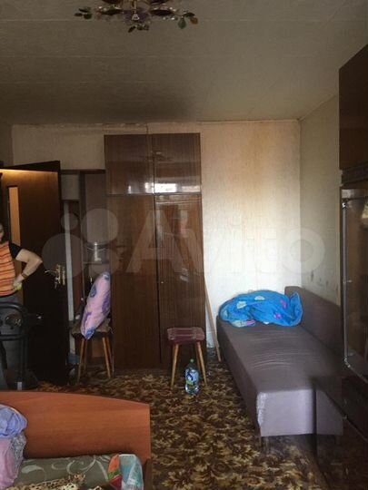 Доля в 2-к. квартире, 20 м², 1/5 эт.