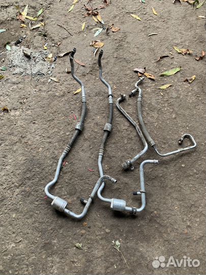 Трубки кондиционера на Рено Логан 1