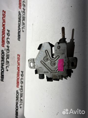 Замок капота Ford Focus 1