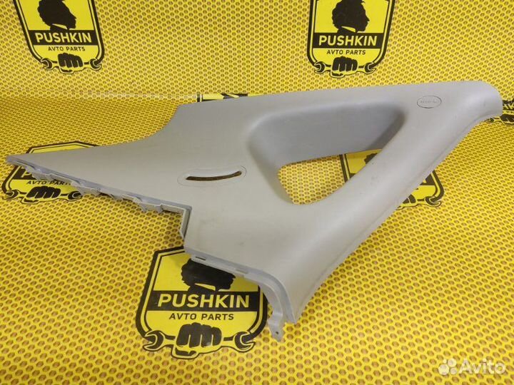 Обшивка стойки задней верхняя задняя правая