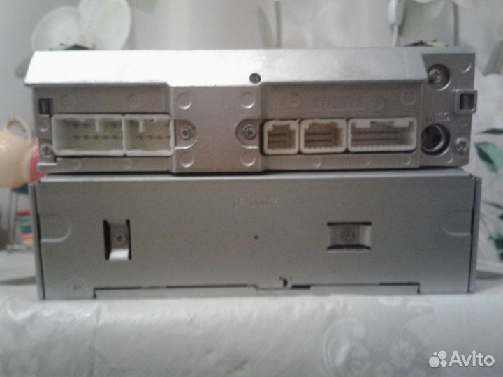 Магнитола раф4