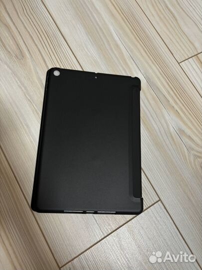 Чехол на iPad 10.2