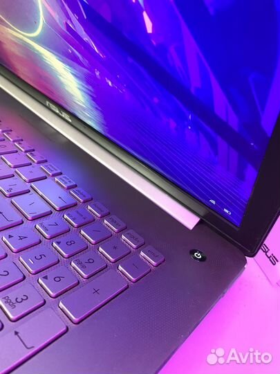 Мощный, большой 17д, 8 ядер игровой ноутбук asus