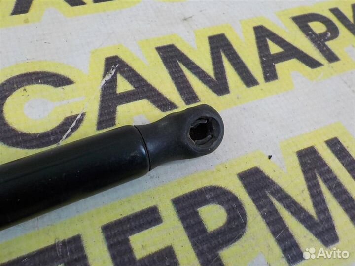 Амортизатор двери багажника Jeep Compass (MK49) 2