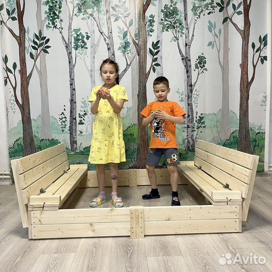 Детская песочница с крышкой, деревянная