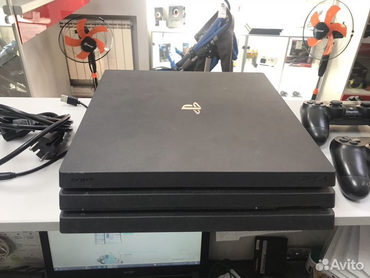 Sony PS4 pro 1tb