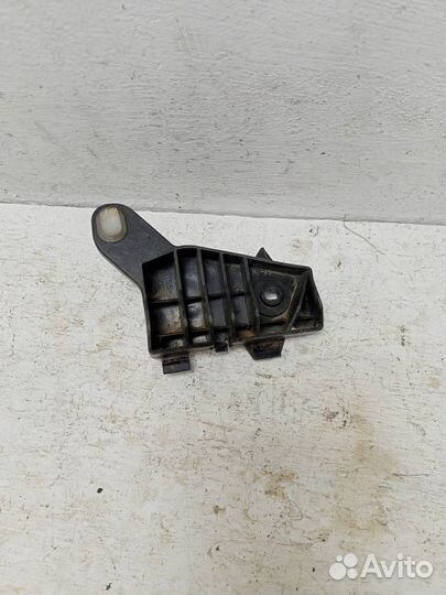 Направляющая бампера заднего