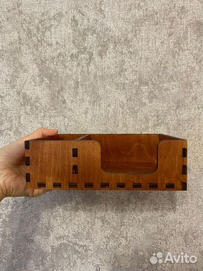 Салфетница из дерева