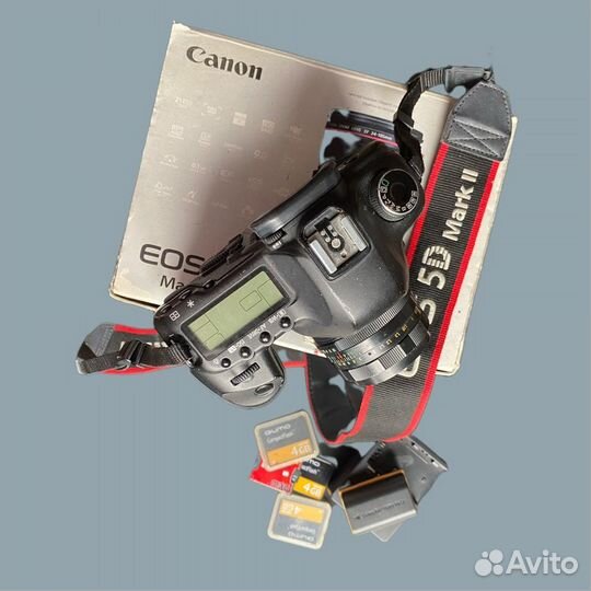 Зеркальный фотоаппарат