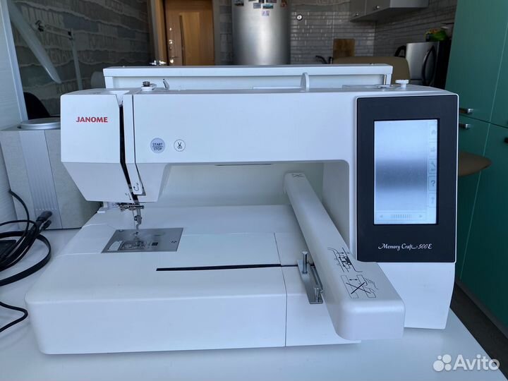 Вышивальная машина janome