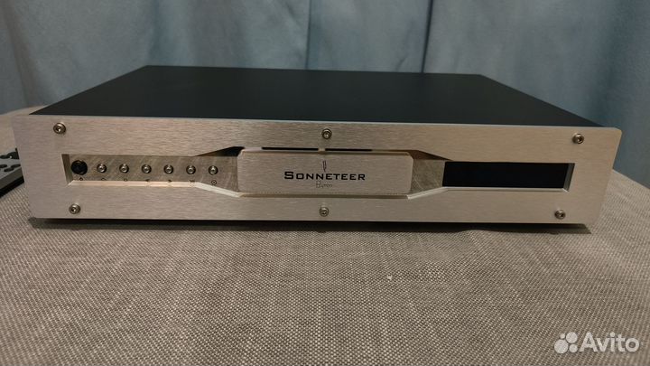 Английский CD проигрыватель Sonneteer Byron