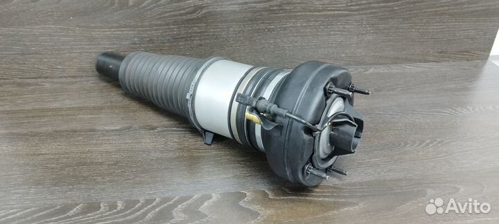 Передний пневмобаллон Audi A8D4