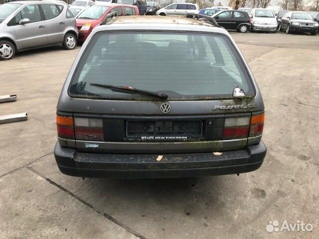 Разбор на запчасти Volkswagen Passat 3