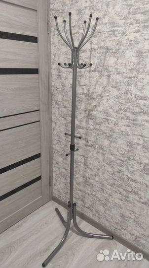 Вешалки напольные новые разные