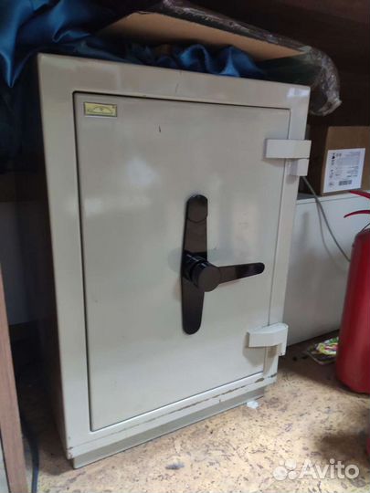 Сейф огнеупорный контур к035