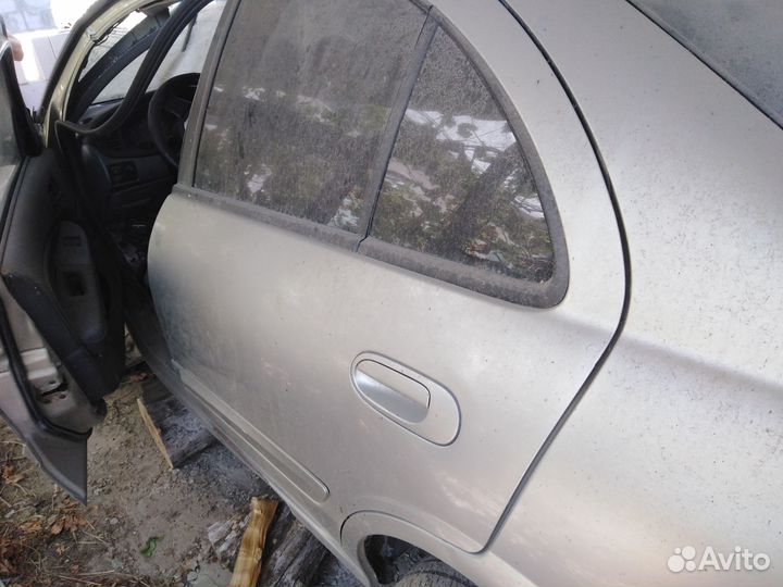 Nissan almera classic