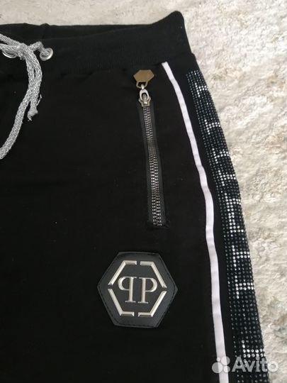 Спортивный костюм женский