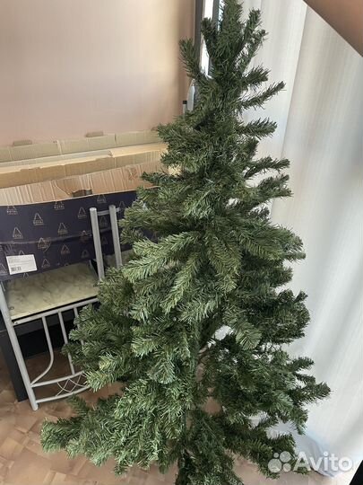 Елка искусственная