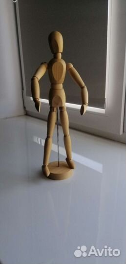 Манекен из IKEA которая закрылась